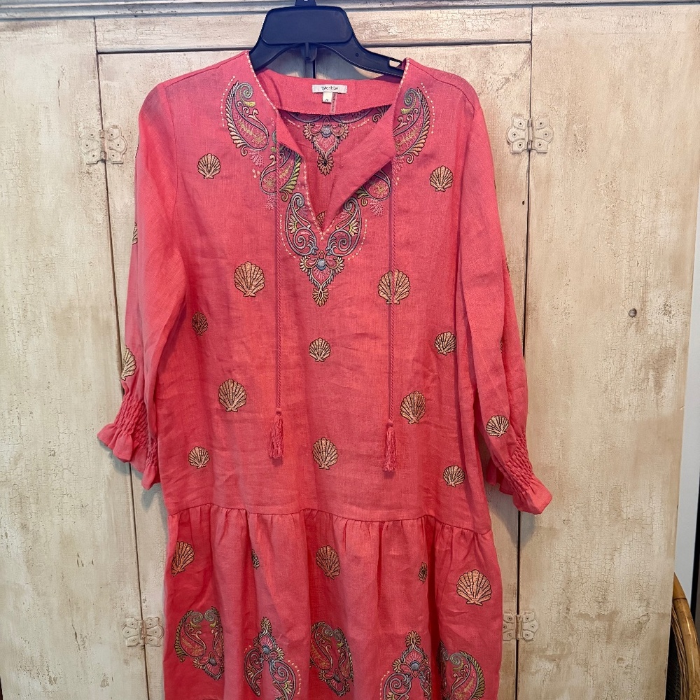 Tyler Boe dress